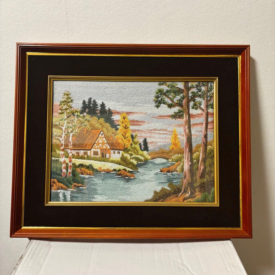 ヴィンテージ アンティーク 松鳩文化刺繍 専用額縁つき 風景 糸の絵