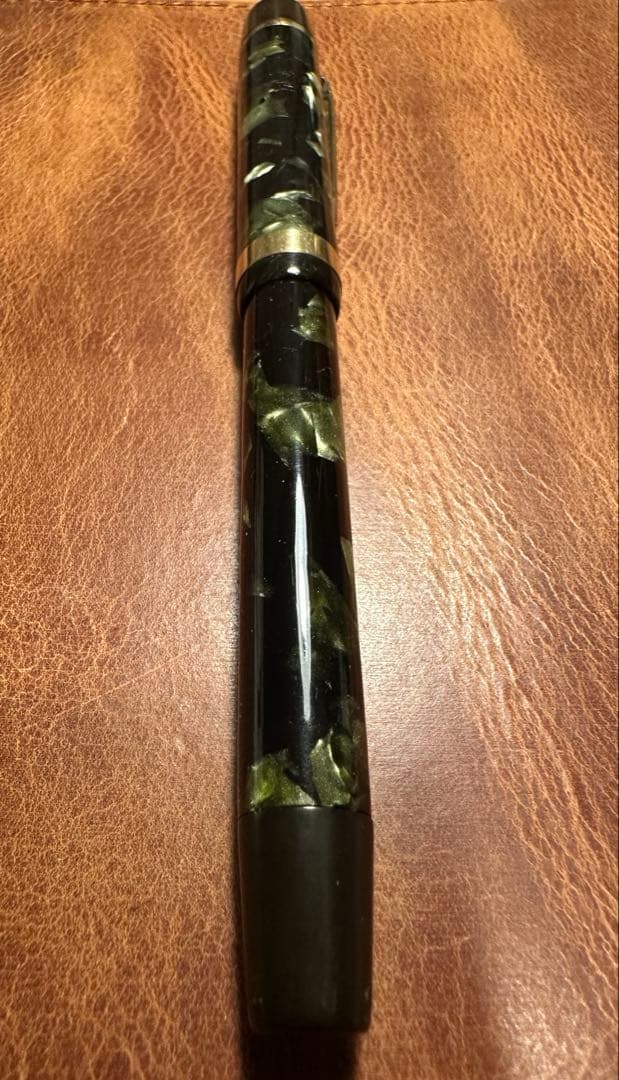 オノト　6233　グリーン&ブラックマーブル　M（中字）5号ニブ