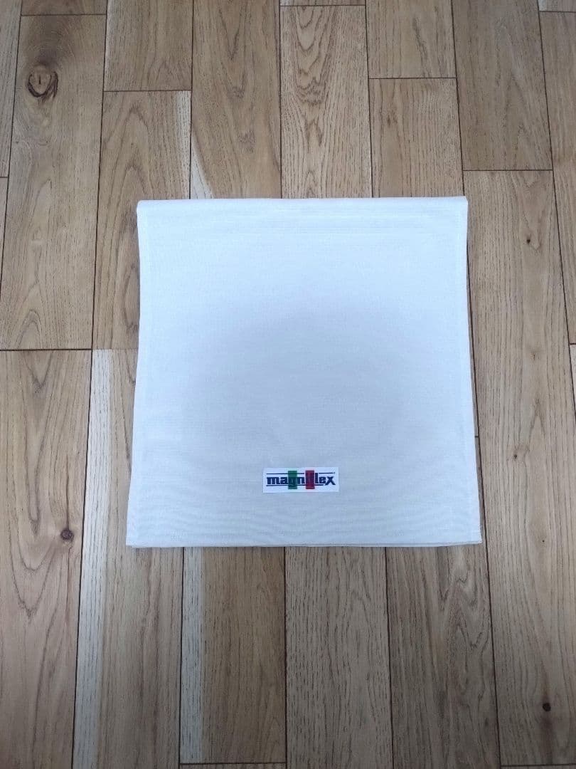 マニフレックス フラットピッコロ 枕 （女優まくら）