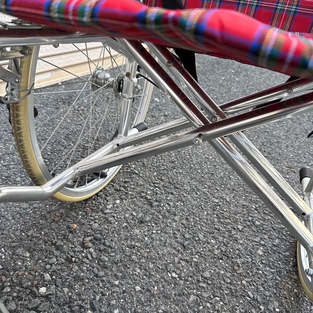 美品 軽量自走用車椅子 チェック柄　引取限定【A-193】