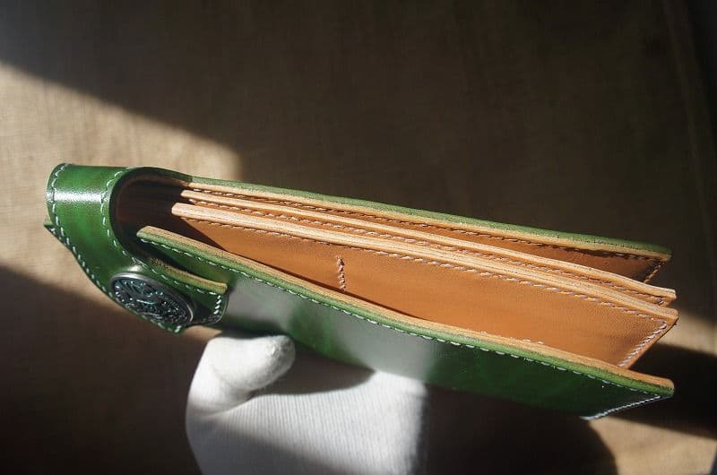 送料無料　ルガトショルダーのバイカーズウォレット【パロットグリーン】