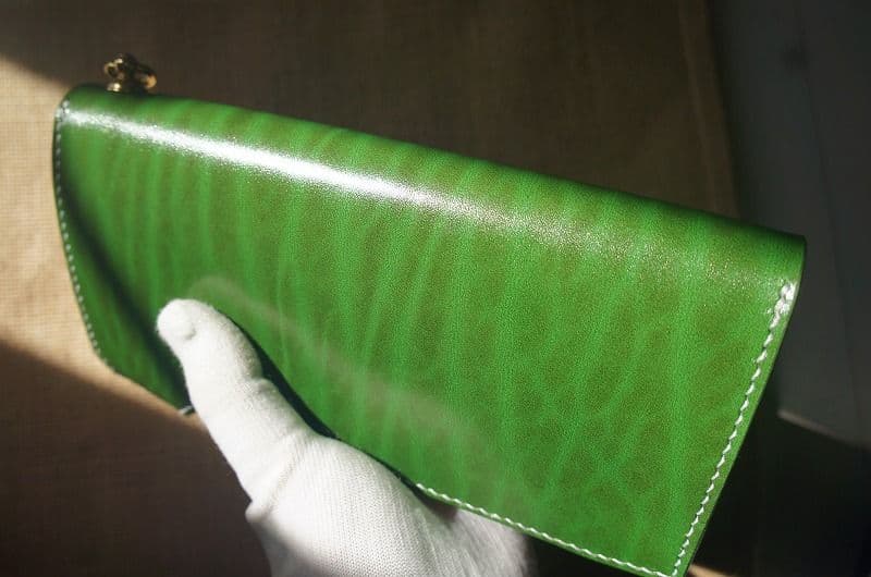 送料無料　ルガトショルダーのバイカーズウォレット【パロットグリーン】