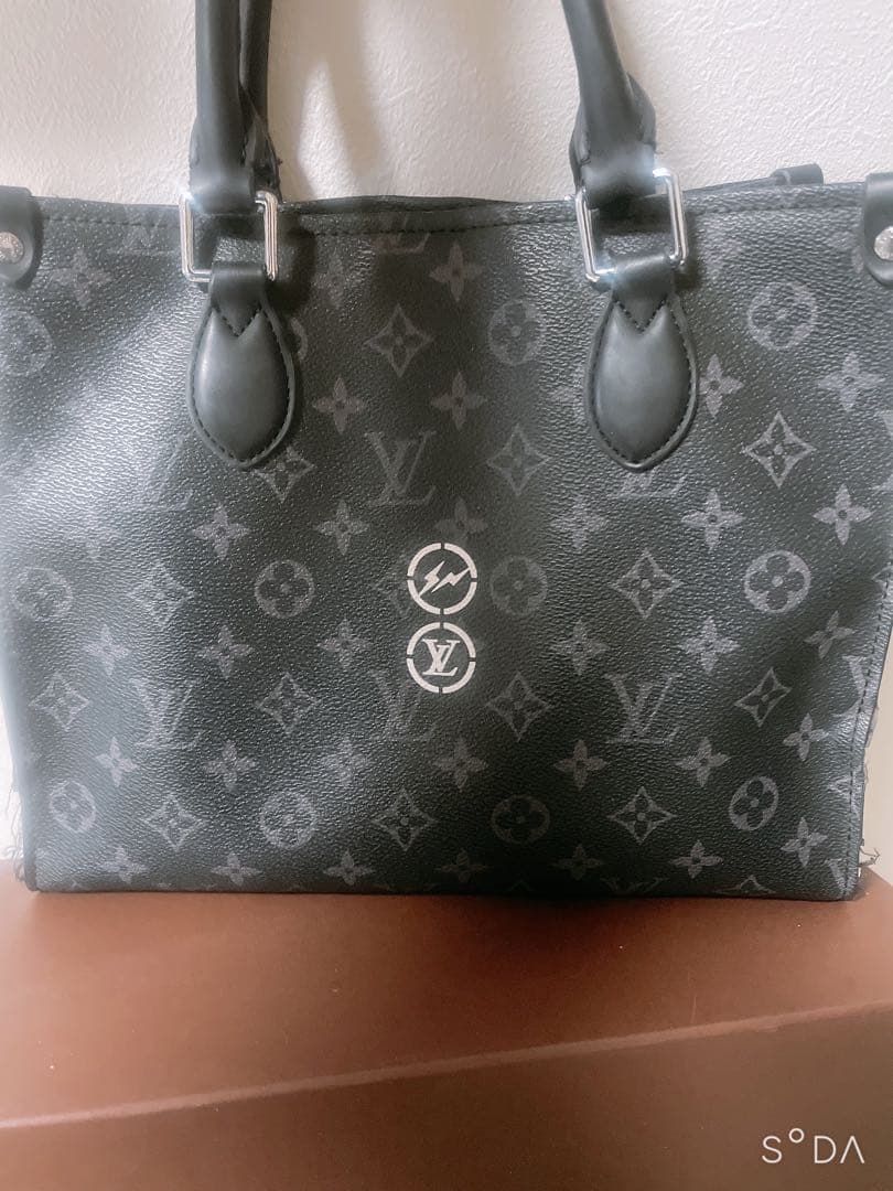 トートバッグ　VUITTON好きの方へ