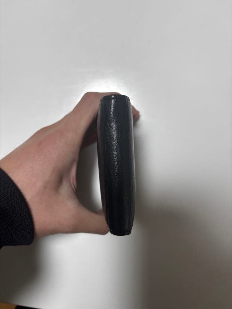 カタリスト　レザー黒　二つ折り財布