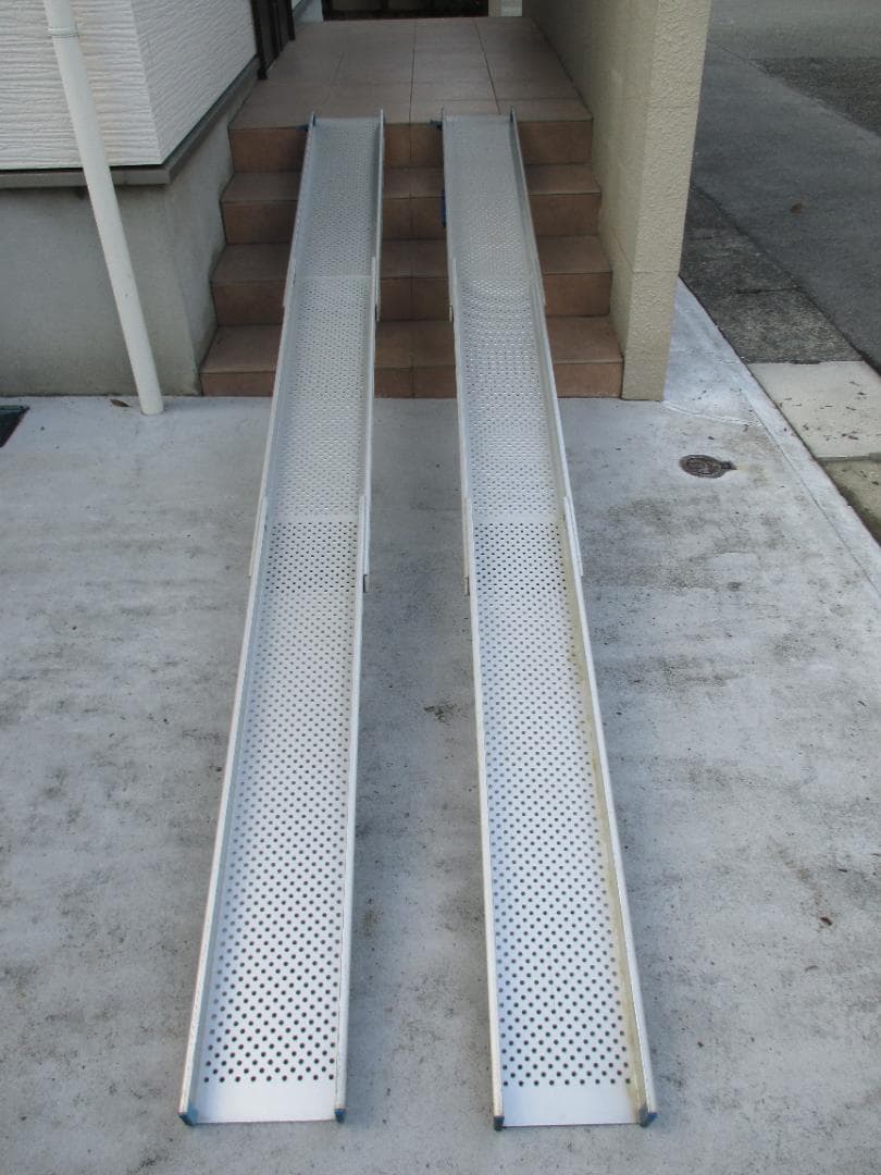 東山産業 スライドスロープ ESK300 アルミ 1.5 ～ 3m車椅子段差解消