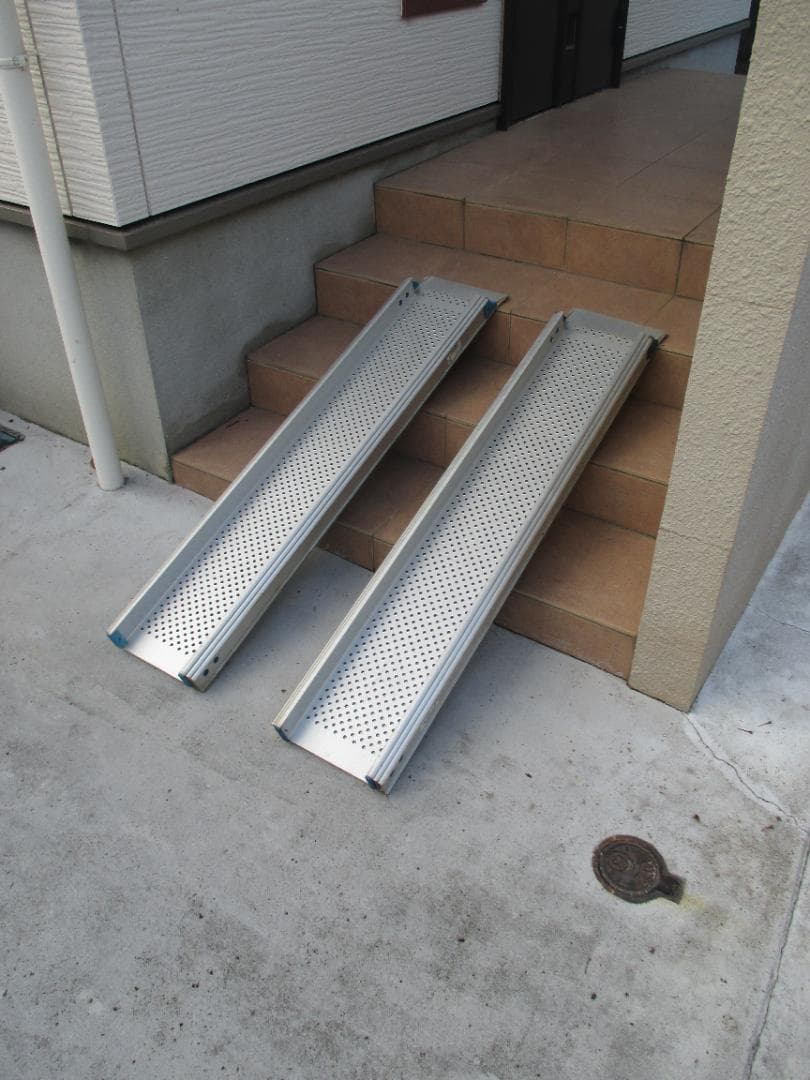 東山産業 スライドスロープ ESK300 アルミ 1.5 ～ 3m車椅子段差解消