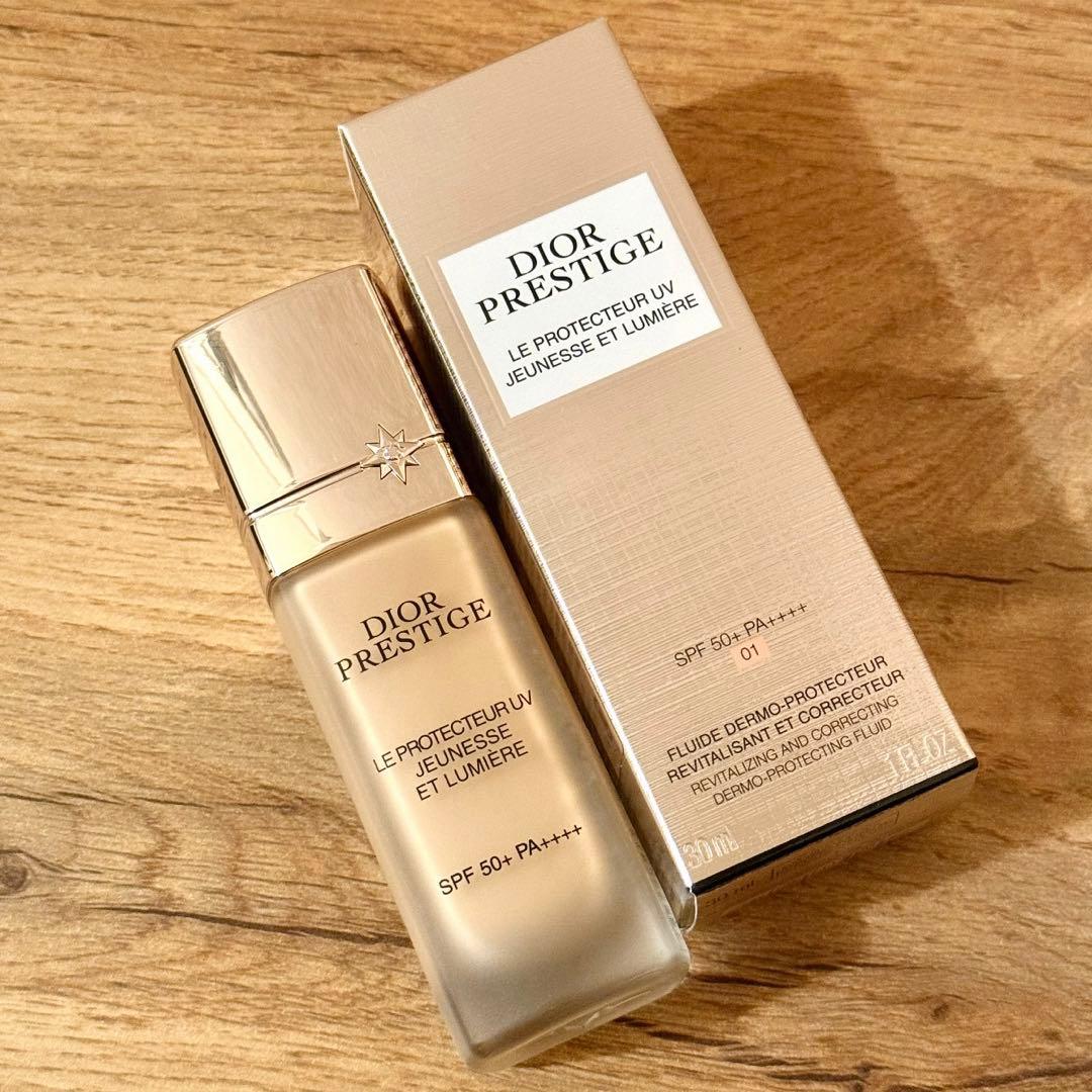 ディオール プレステージ ホワイト ル プロテクターUV ルミエール BB 01