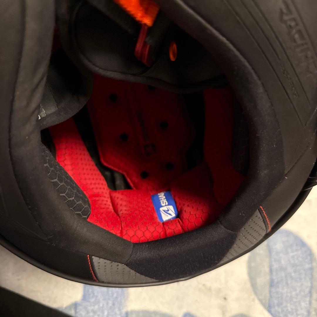 shark カーボンヘルメット