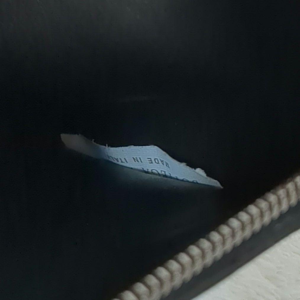 BOTTEGAVENETA　ウォレット　ネックストラップ　カードケース