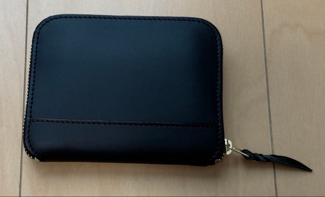 鞄いたがき プレイングドル入れ 大 ブラック ゴールドファスナー仕様