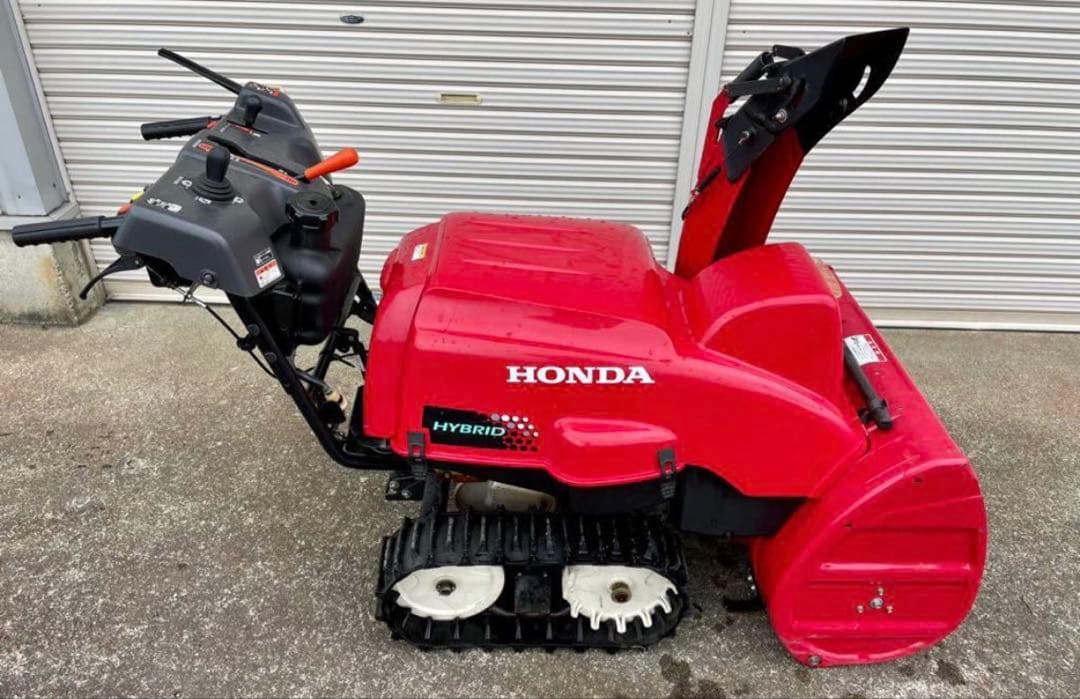 使用わずかホンダハイブリッド除雪機 HSS970i 11馬力 運賃一部無料！