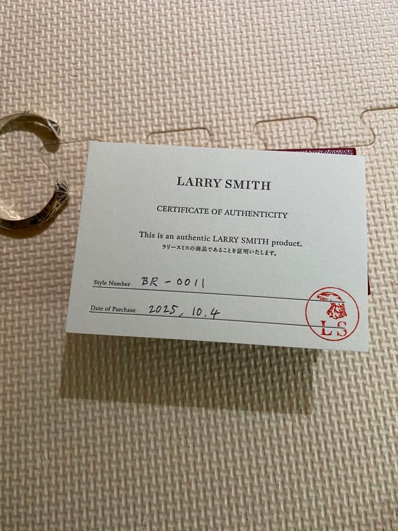 アクセサリー LARRY SMITH/TRIANGLE SIDE SHELL BRACELET