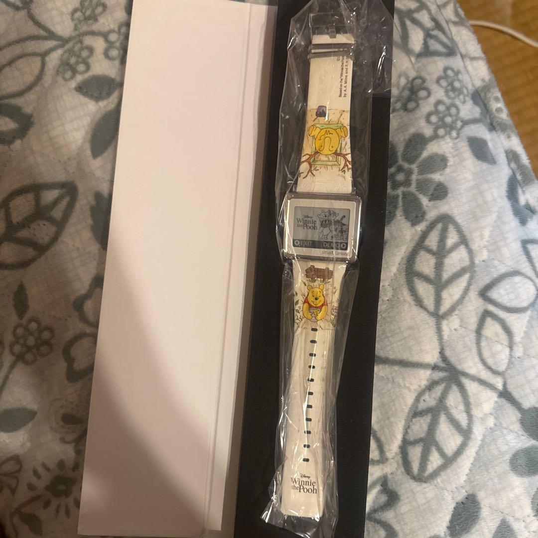 スマートキャンバス　プーさんとハニーポット