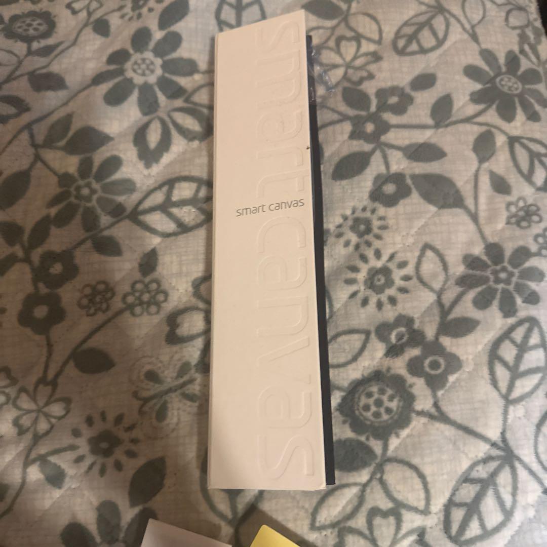 スマートキャンバス　プーさんとハニーポット