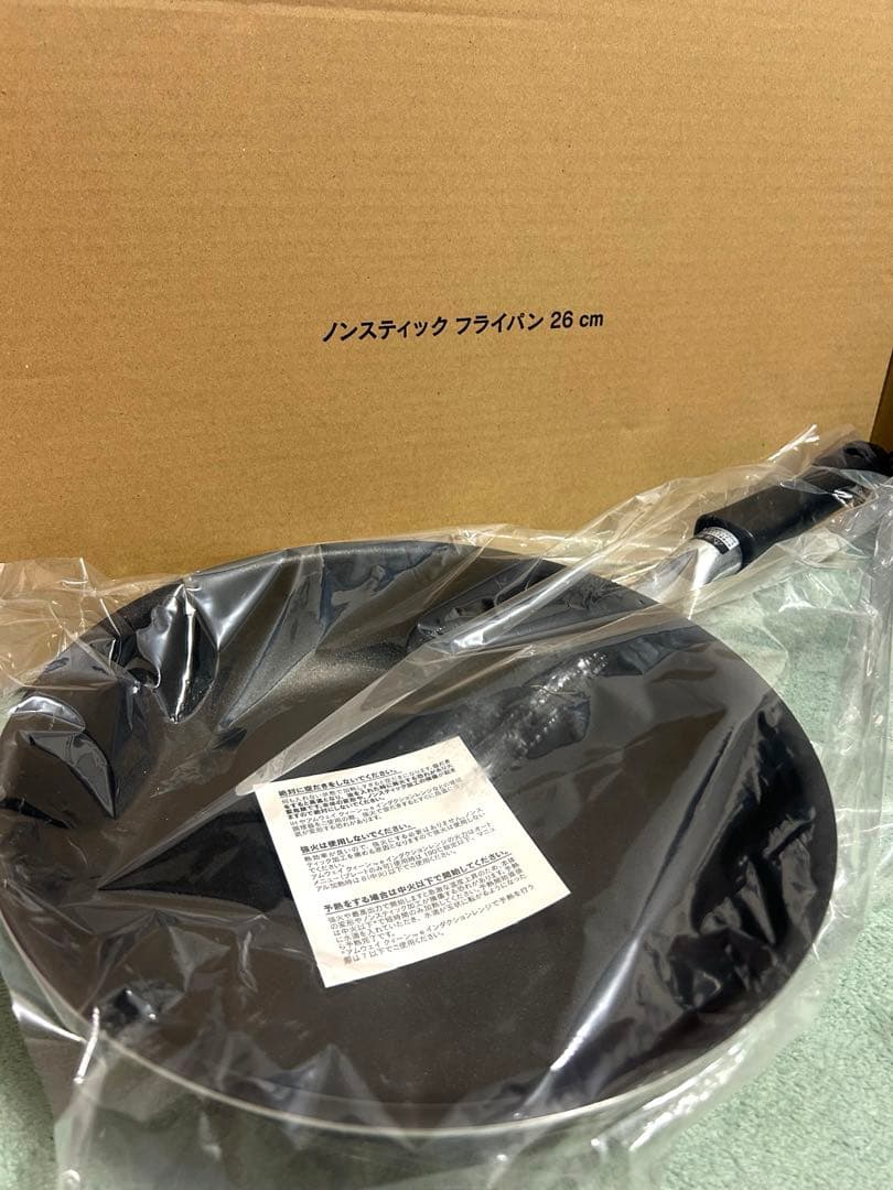 新品未開封☆クイーンクック　ノンスティックフライパン26㎝フタ無し