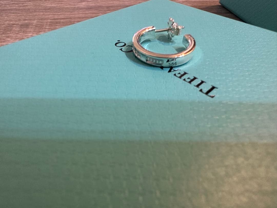 【新品】Tiffany & Co. シルバー フープピアス