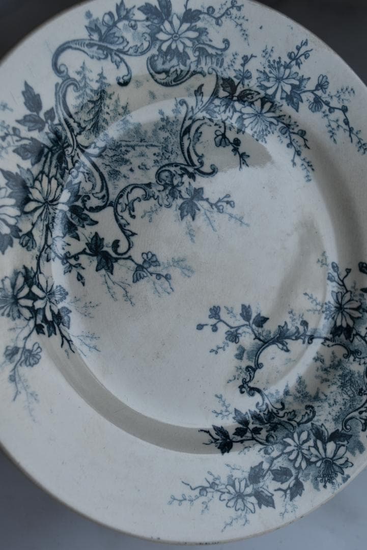 美品ショワジー・ル・ロワ　ブルーのポンパドール　デセール皿　POMPADOUR