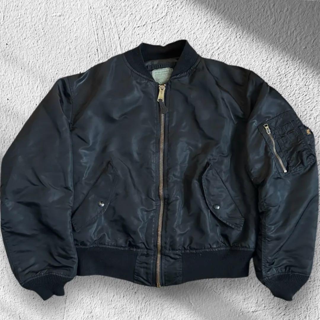 Vintage 90’s Alpha MA-1 黒レアMサイズ USA製