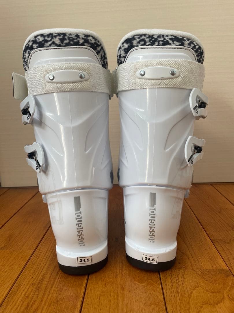 ロシニョール ROSSIGNOL スキーブーツKIARA SENSOR50