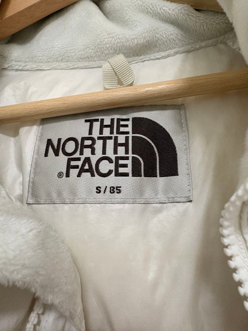 韓国限定モデルTHE NORTH FACE ダウン Ivory
