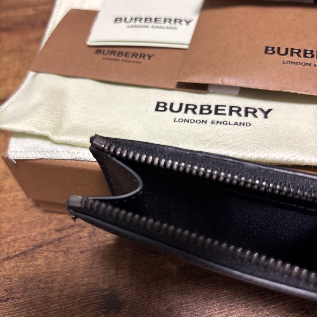 BURBERRY ブラック レザー ケース