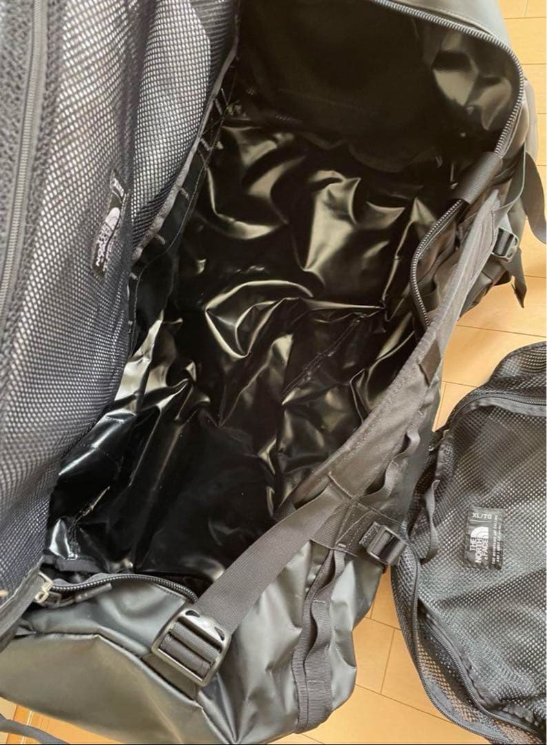 ノースフェイス ダッフルバッグ 132L リュック　XL ブラック　黒
