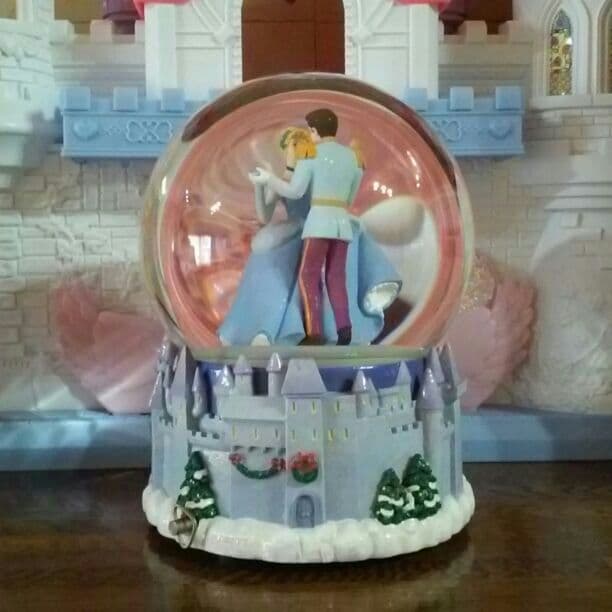シンデレラのスノーグローブ★l