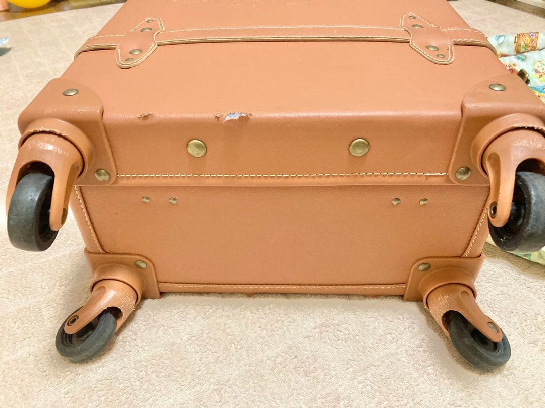 ポケモン トランク型キャリーケース　Pokémon Colorfultrip