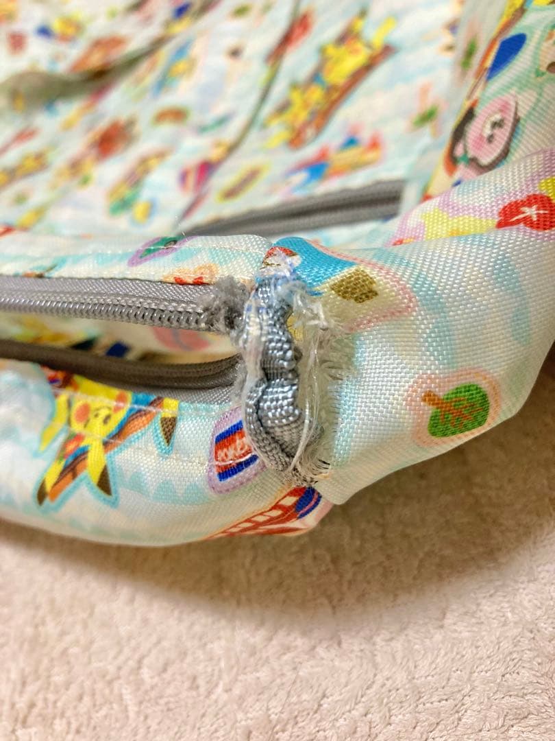 ポケモン トランク型キャリーケース　Pokémon Colorfultrip