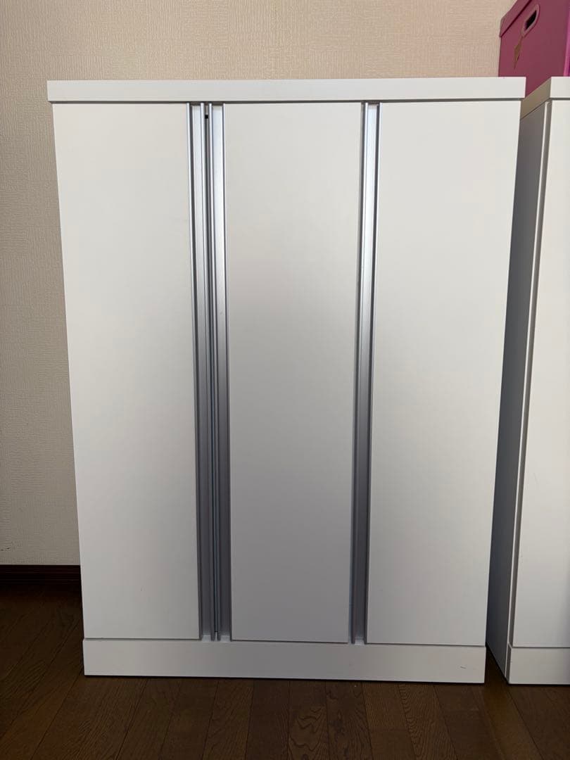 ホワイトキャビネット スリットデザイン 日本製キャビネット