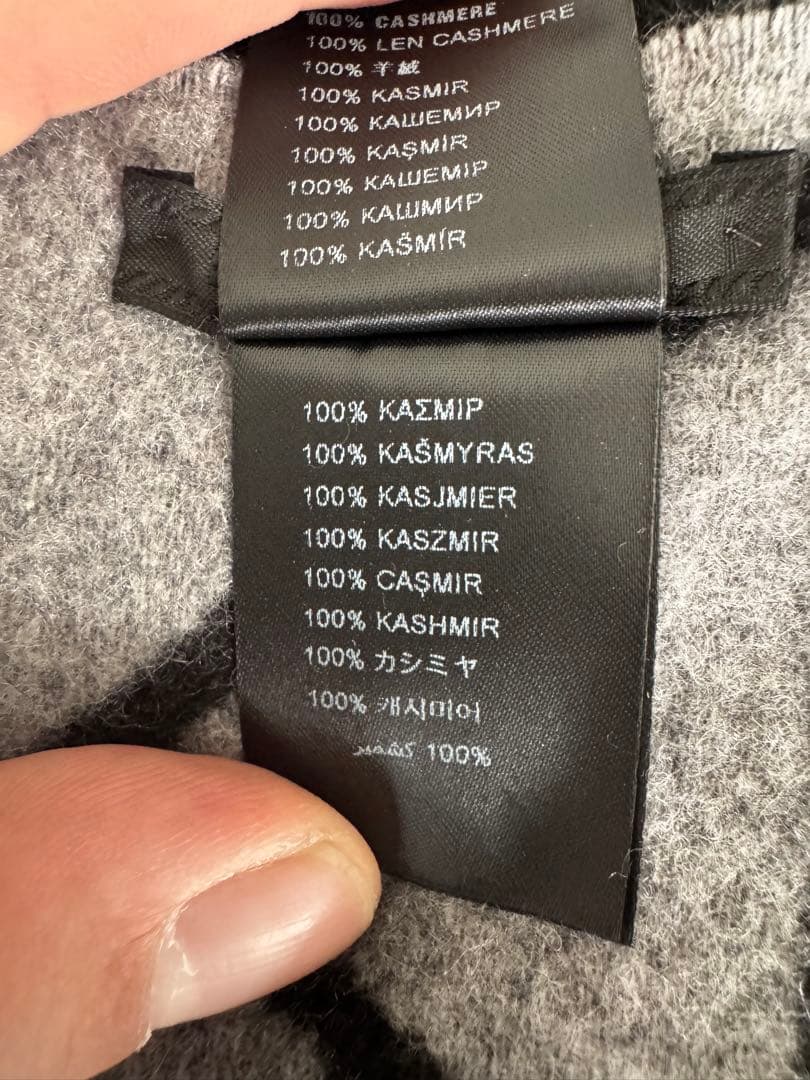 凜*読様 PRADA 幾何学模様 カシミヤ　マフラー ブラック/グレー