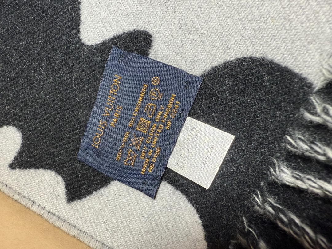 【超激レア】ルイ・ヴィトン　エシャルプ・シティサテライト マフラー　宇宙柄