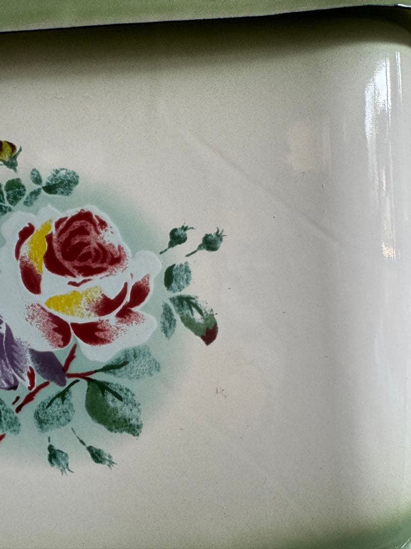 イマン プリンセスローズ グリーンミディＢＯＸ缶