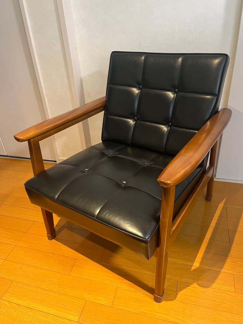 【引き取り】極美品　カリモク60 Kチェア　一人掛け　ブラック