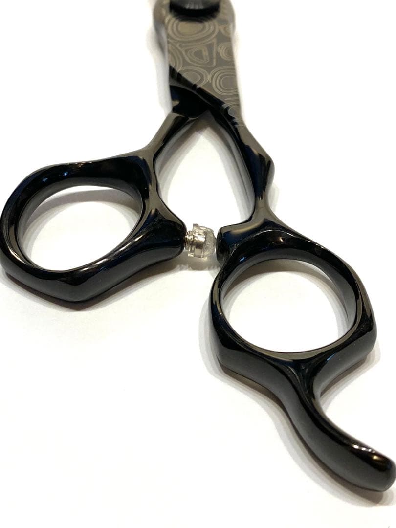 7インチ 刈込 ブラックチタンコート 剣刃 カットシザー 理容 美容 鋏