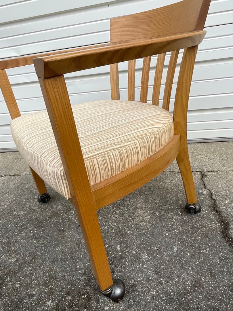 稀少/カリモク家具/ダイニングチェア/アームチェア/椅子/キャスター付き/①