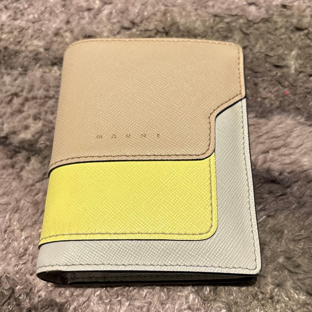 MARNI マルニ 二つ折財布