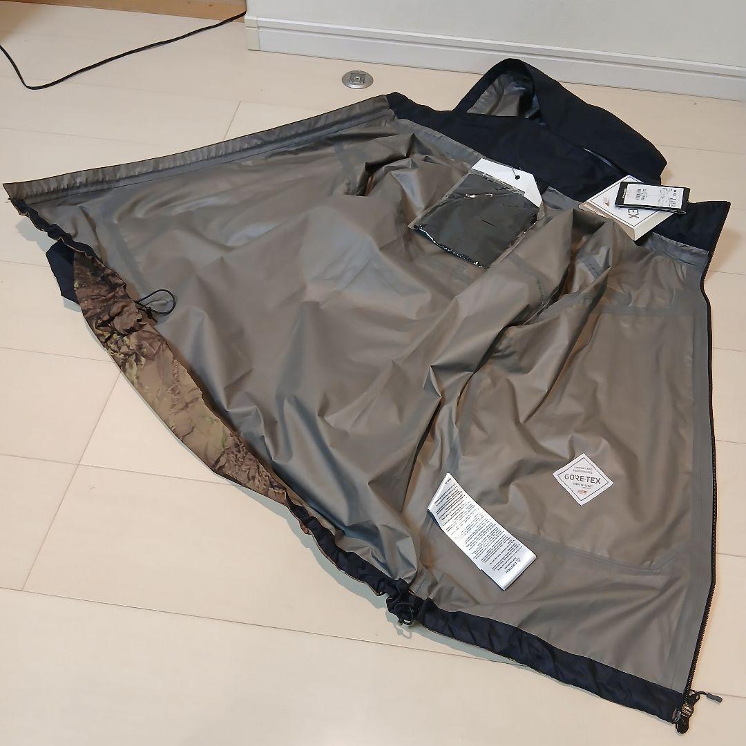 ☆新品未使用品☆ ダイワ GORE-TEX INFINIUM フィッシングスーツ