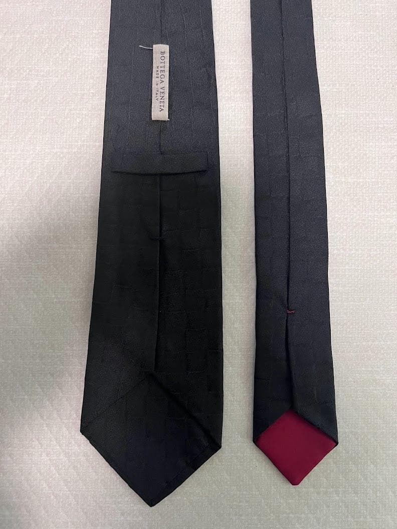 BOTTEGA VENETA シルク100% ネクタイ イントレチャート 黒