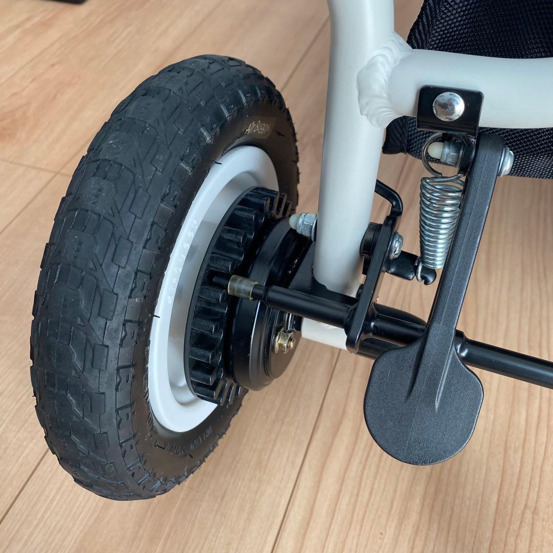 【美品】エアバギー ホワイト AIRBUGGY フレームのみ　ペットカートにも