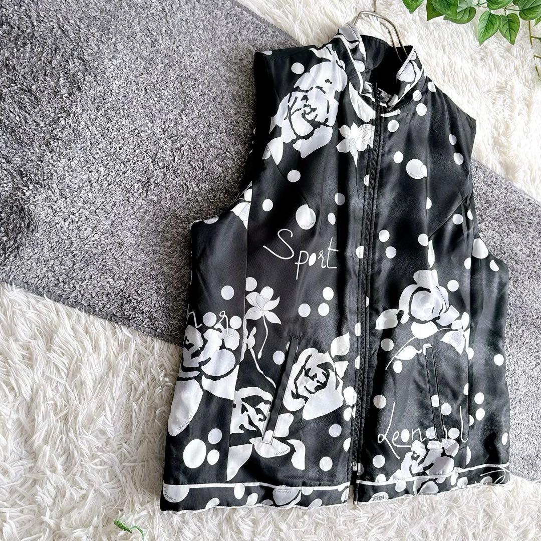 レオナール　リバーシブル　中綿ベスト　花柄　大きいサイズ　42 黒