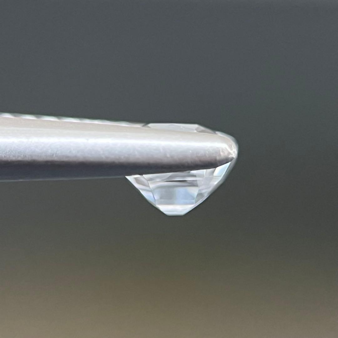 スリランカ産非加熱天然ライトブルーサファイアルース