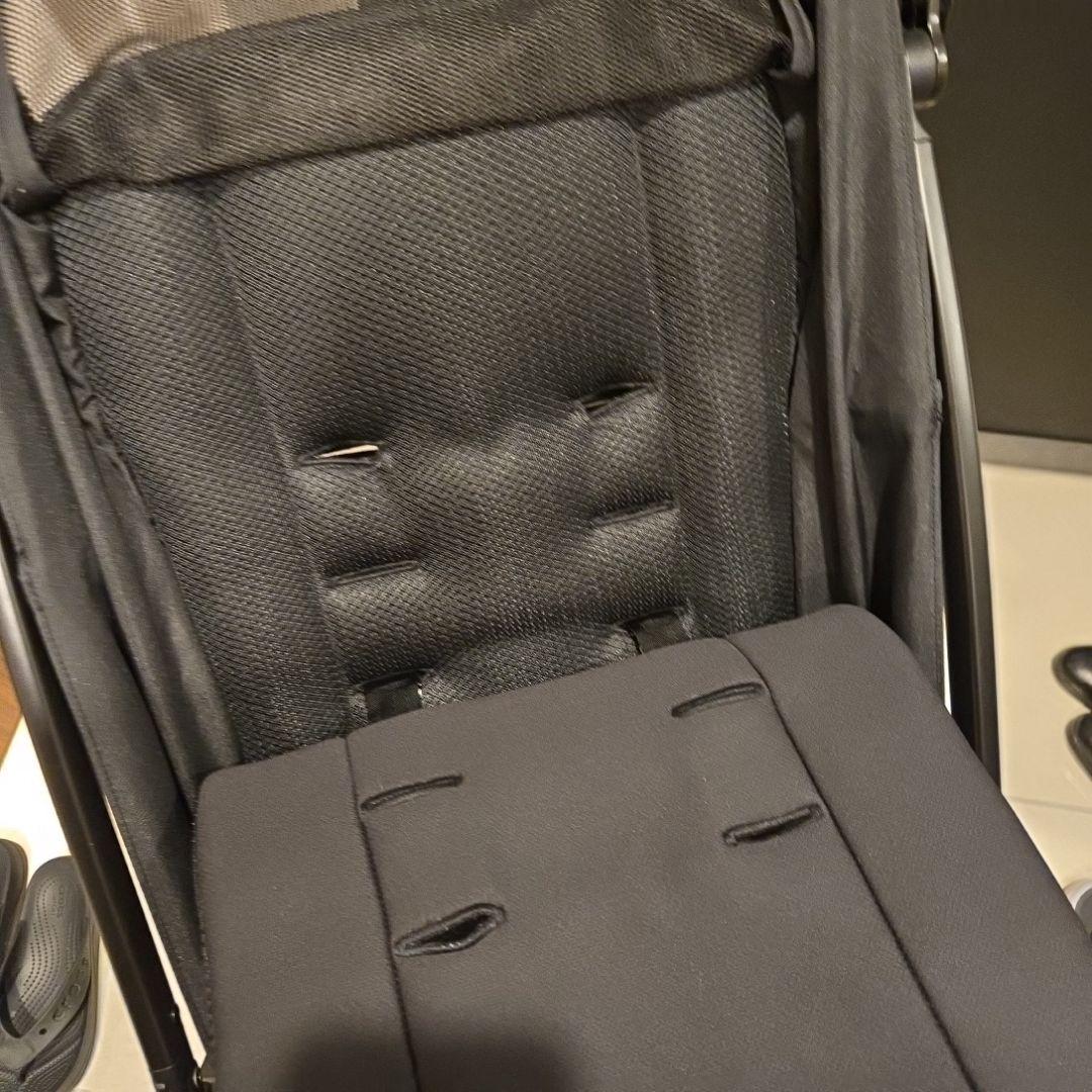 Aprica Viit　シートライナー　未使用レインカバー　3年保障付き