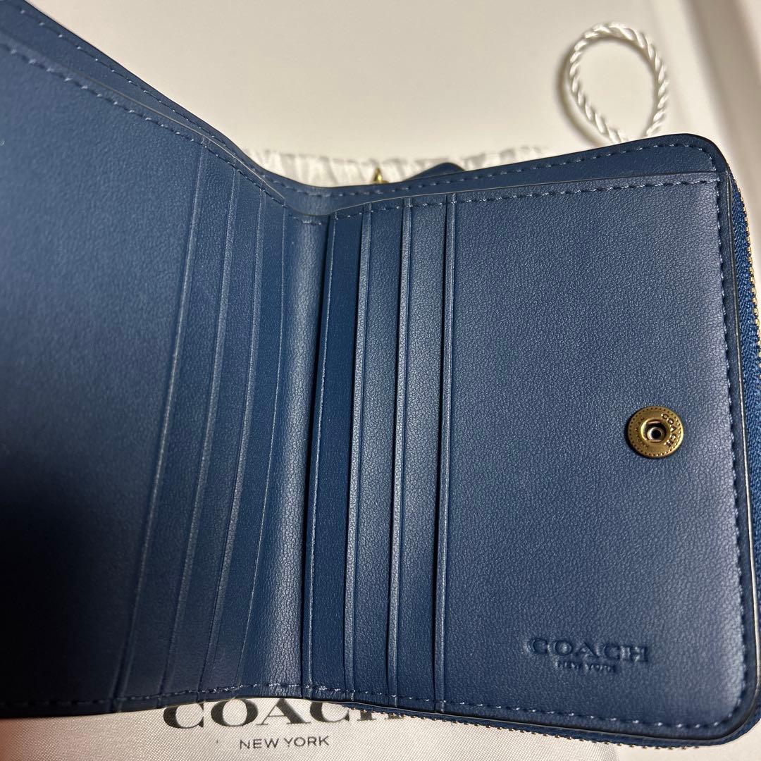 COACH エッセンシャル バイフォールドウォレット