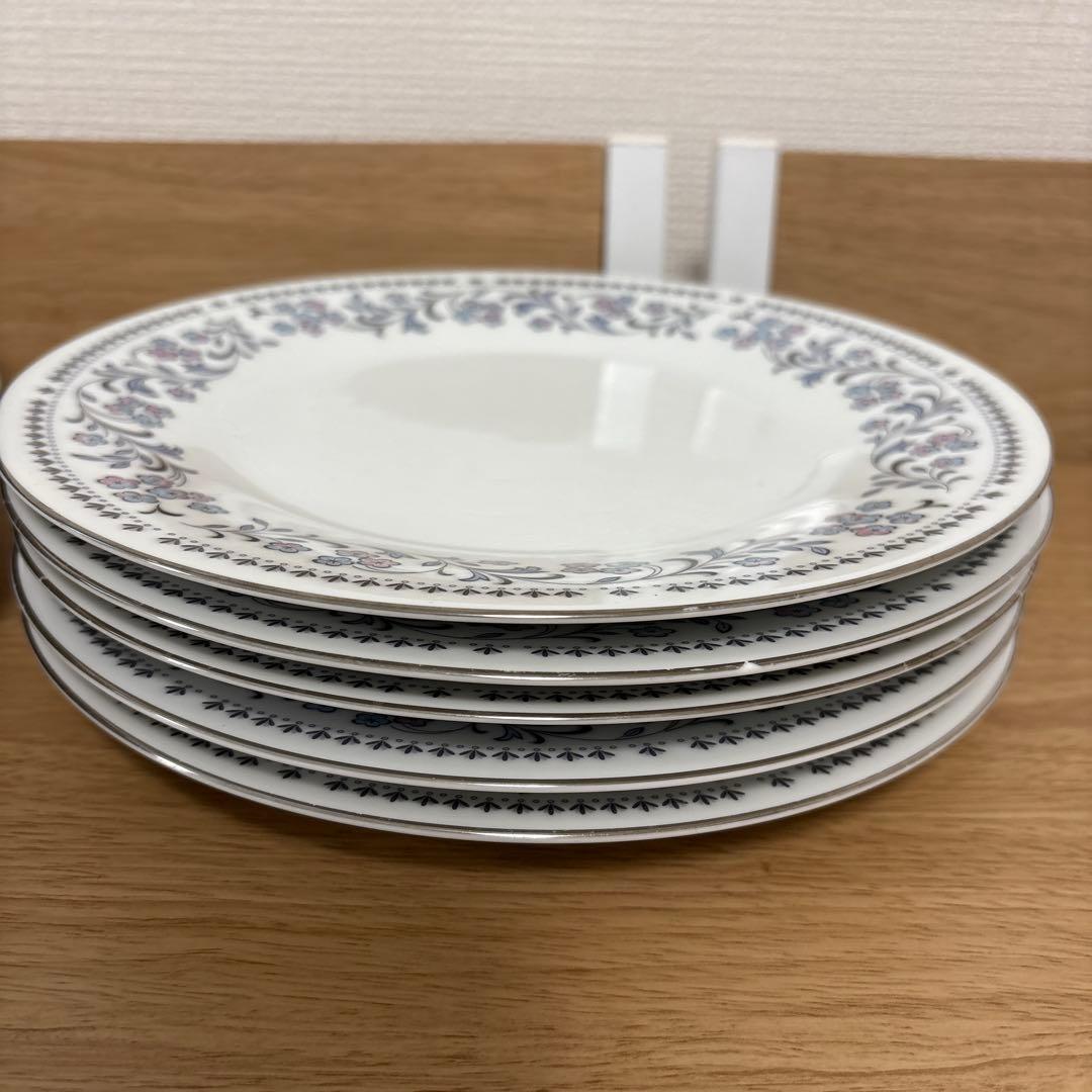 ノリタケ Blue waltz コレクションの19点セットです。