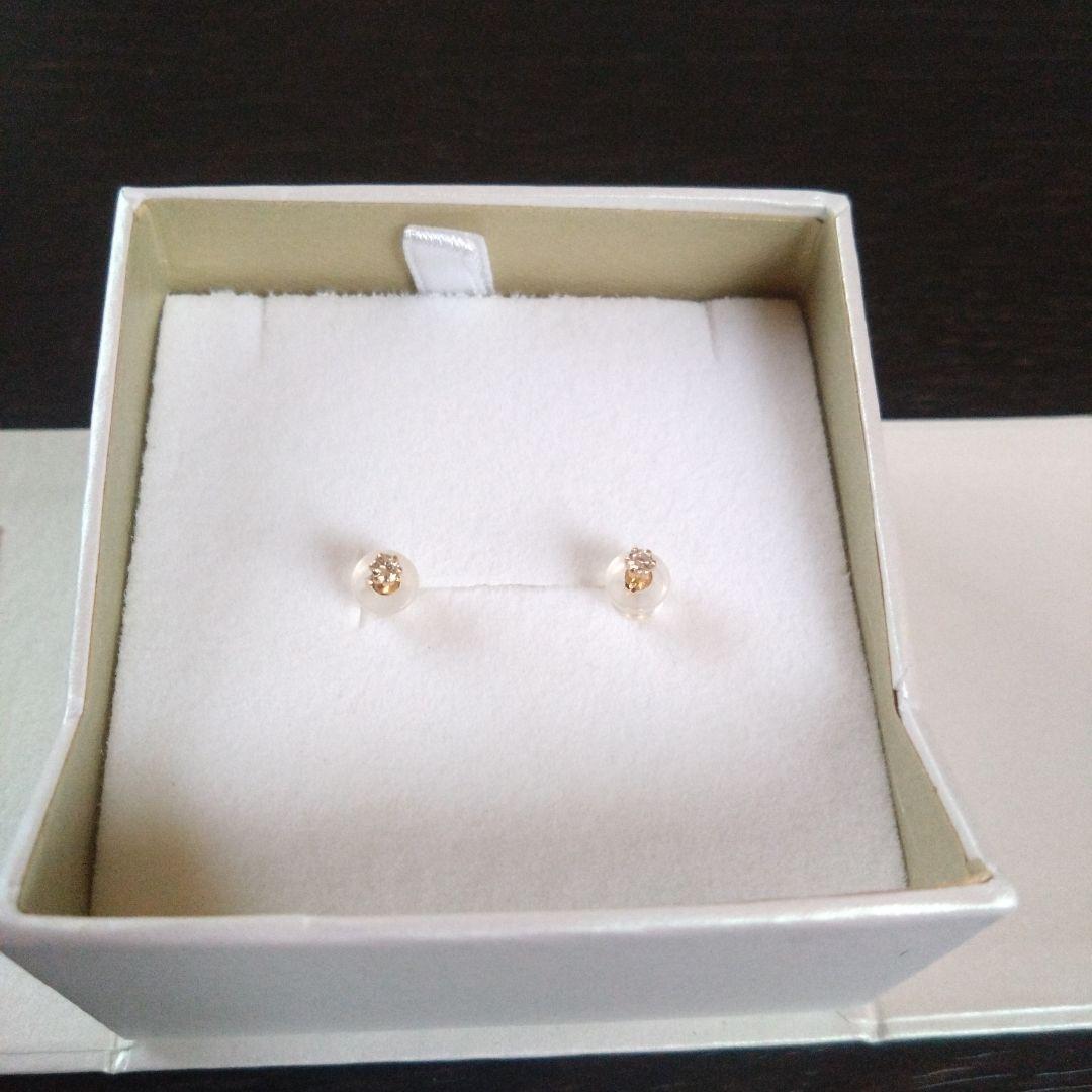 K18　 ダイヤモンドピアス　ゴールド