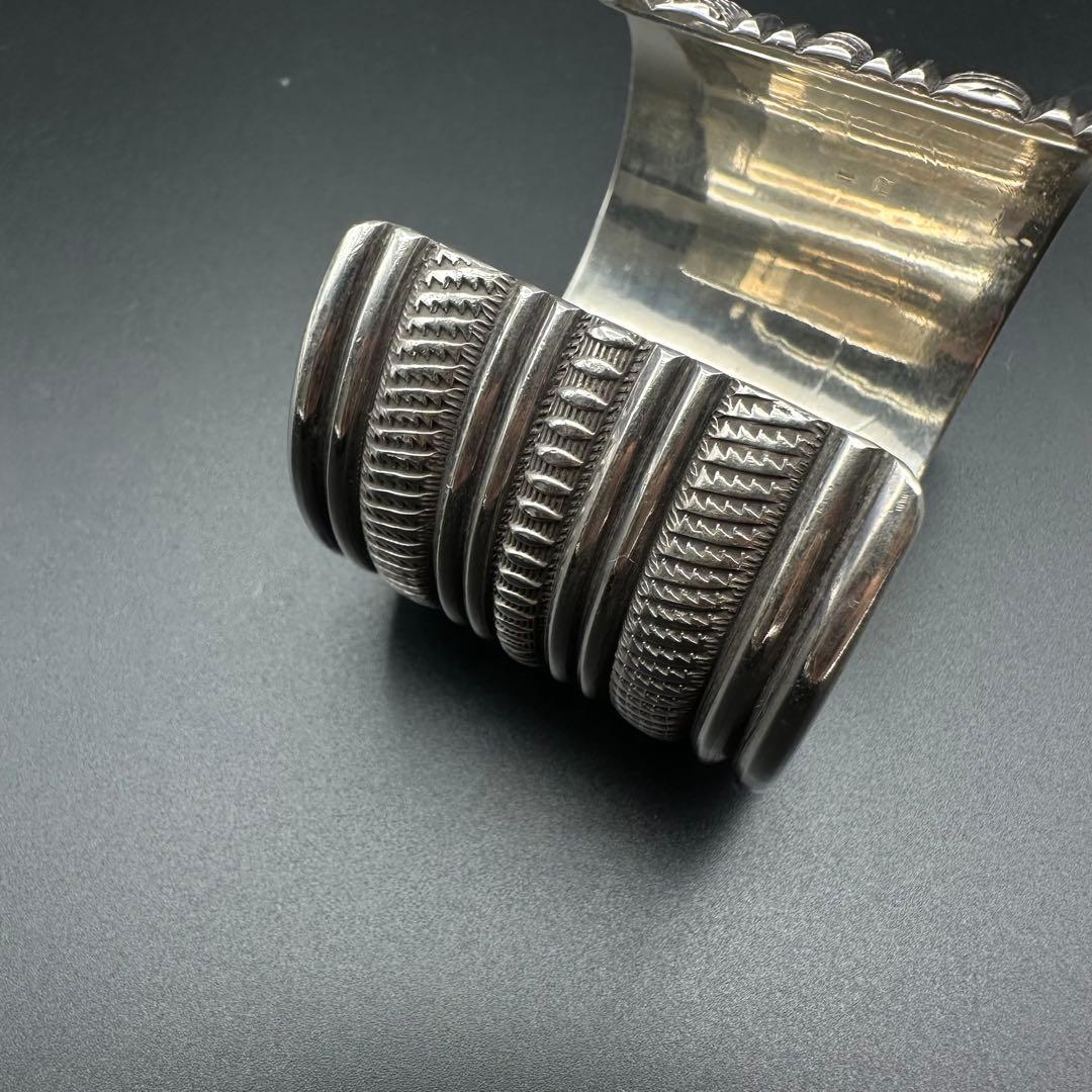 【美品】Navajo Clendon Pete スタンプワーク バングル