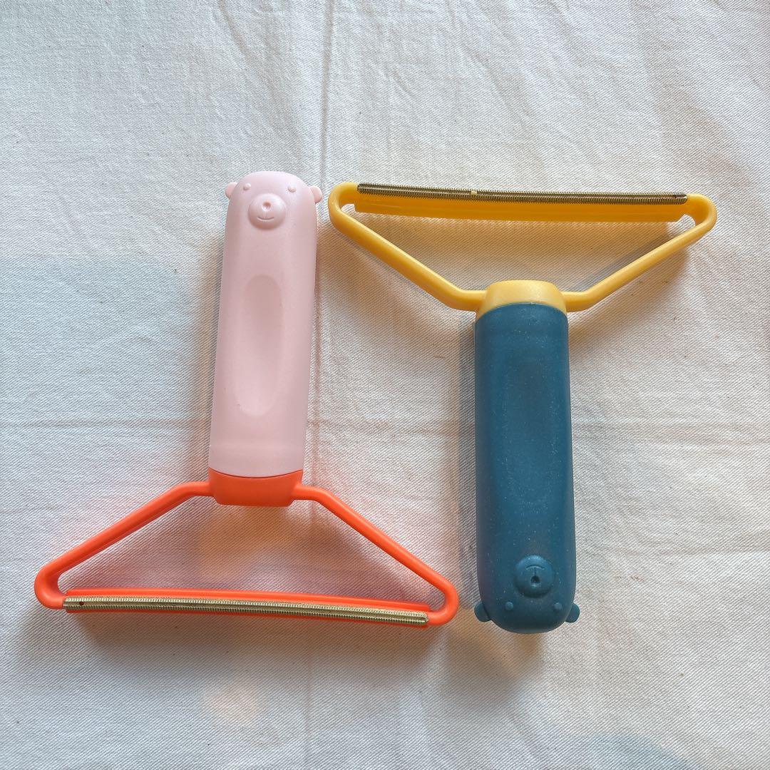 毛玉取り　ペットの毛掃除　ブラシ　傷あり　2個セット　掃除ブラシ　抜け毛　換毛期