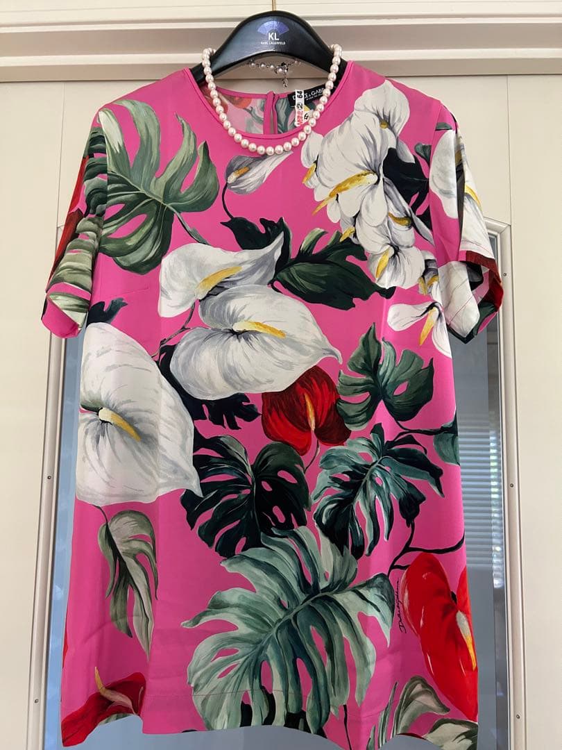 ドルチェ&ガッパーナ素敵なトップス