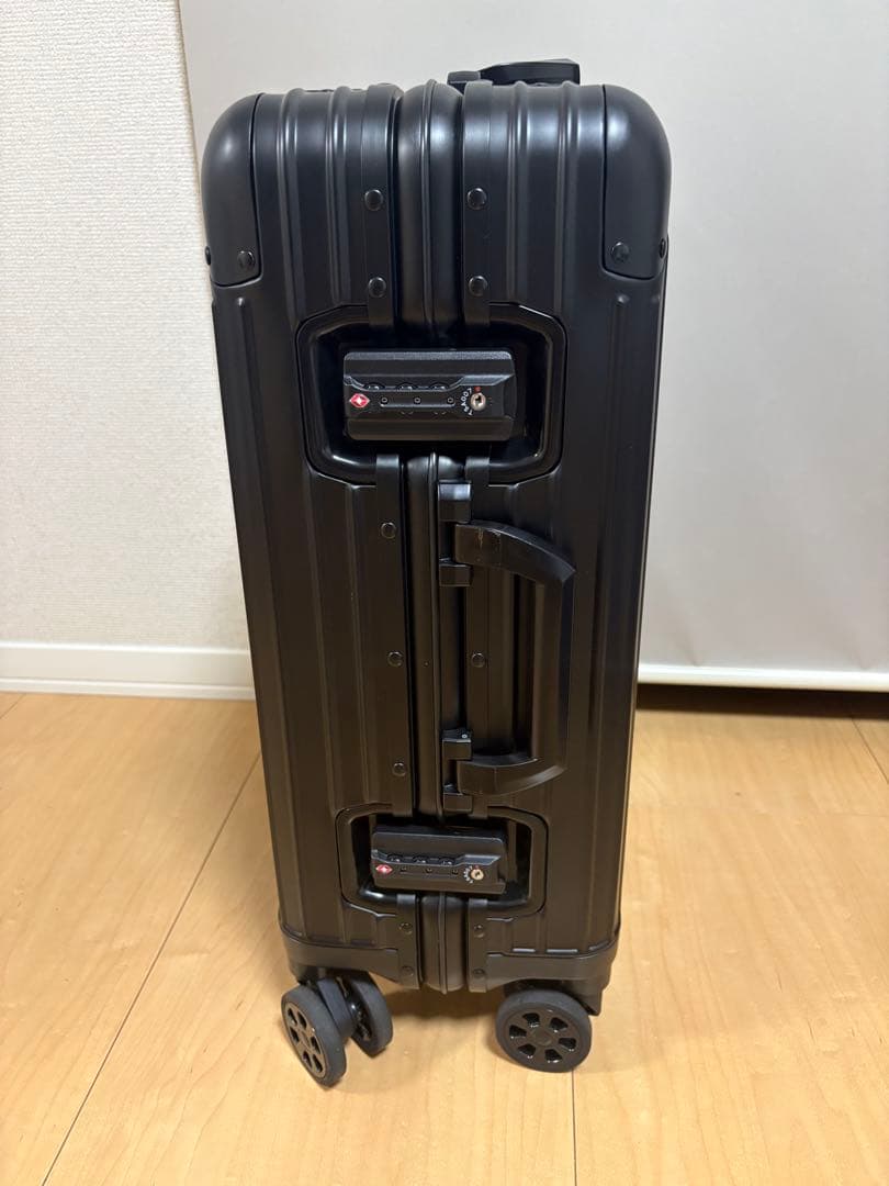新品未使用！クロース　オール・アルミ合金 スーツケース